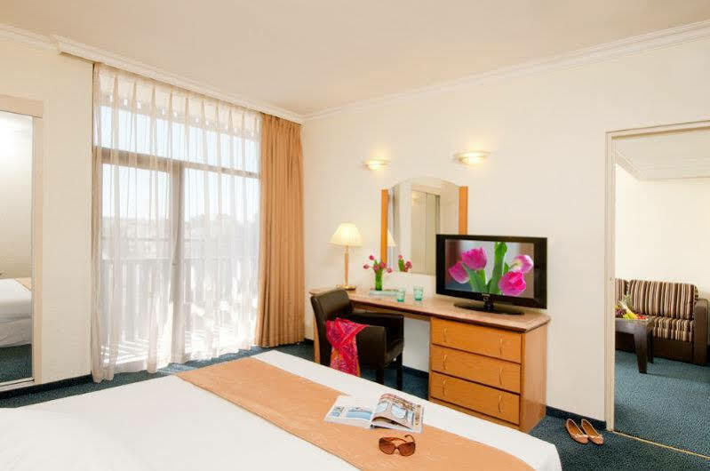 Jerusalem Gardens Hotel Ngoại thất bức ảnh